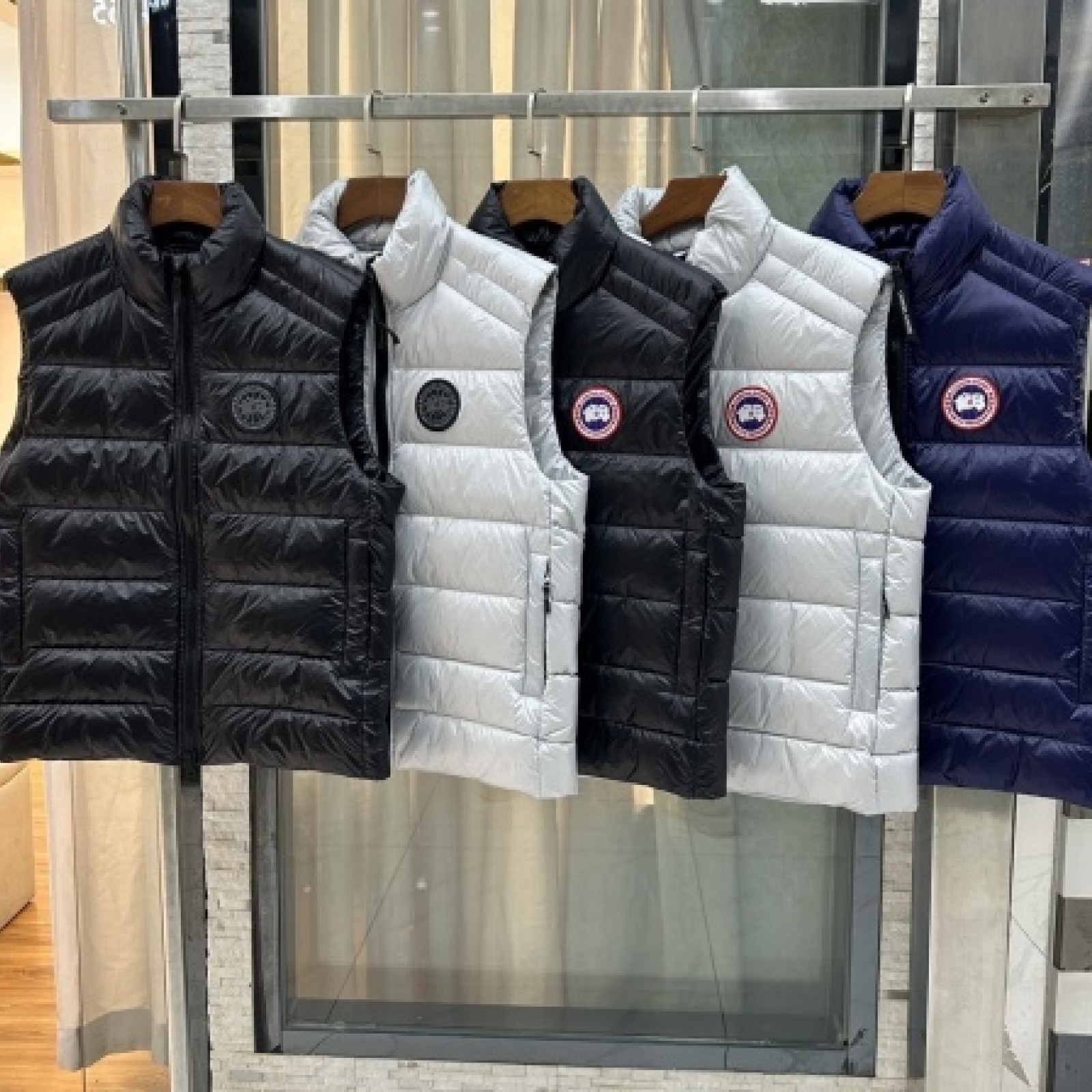 CN140 MENS Crofton Lightweight Down Jacket Back