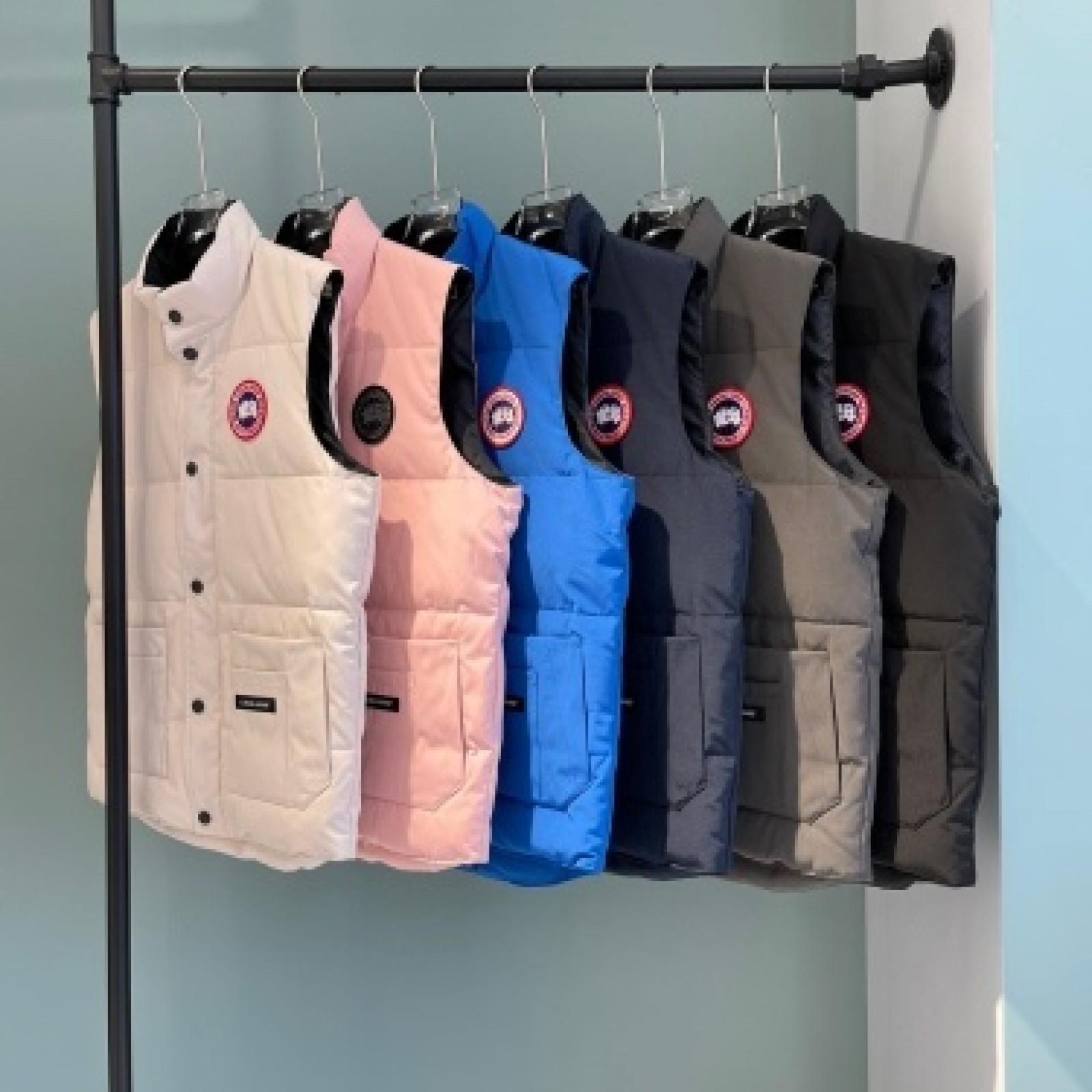 CN141 MENs Down Jacket