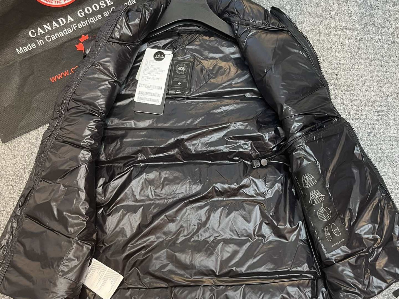 CN143 Mens Canada Goose CROFTON  Lightweight Down Vest