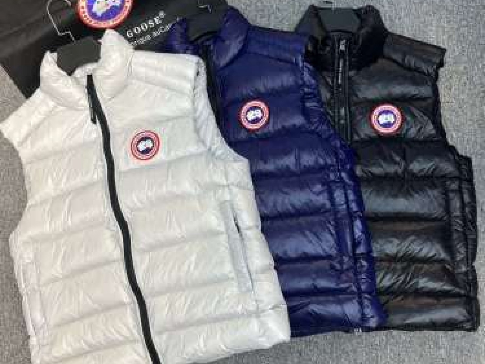 CN143 Mens Canada Goose CROFTON  Lightweight Down Vest