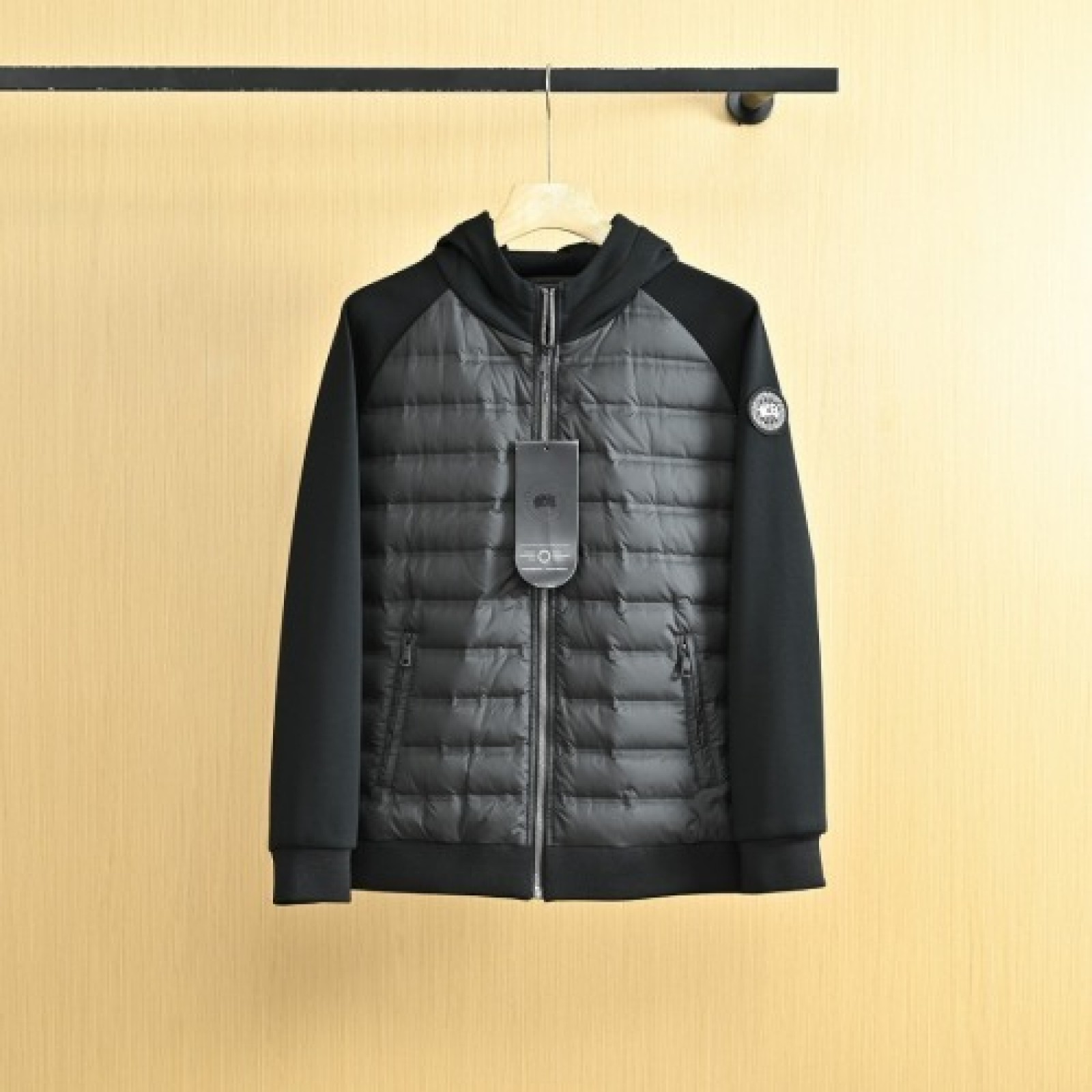 CN184 Mens Canada Goose COAT Bestselling Hooded Mens Canada Gooses Down Jacket