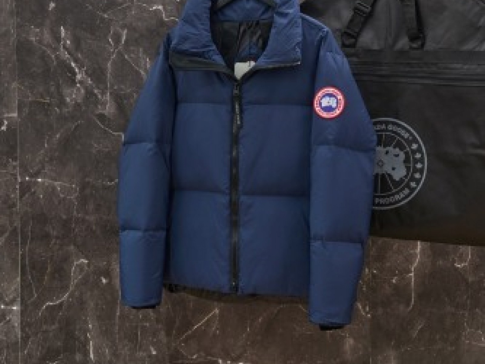 CN157 MENS Down Coat