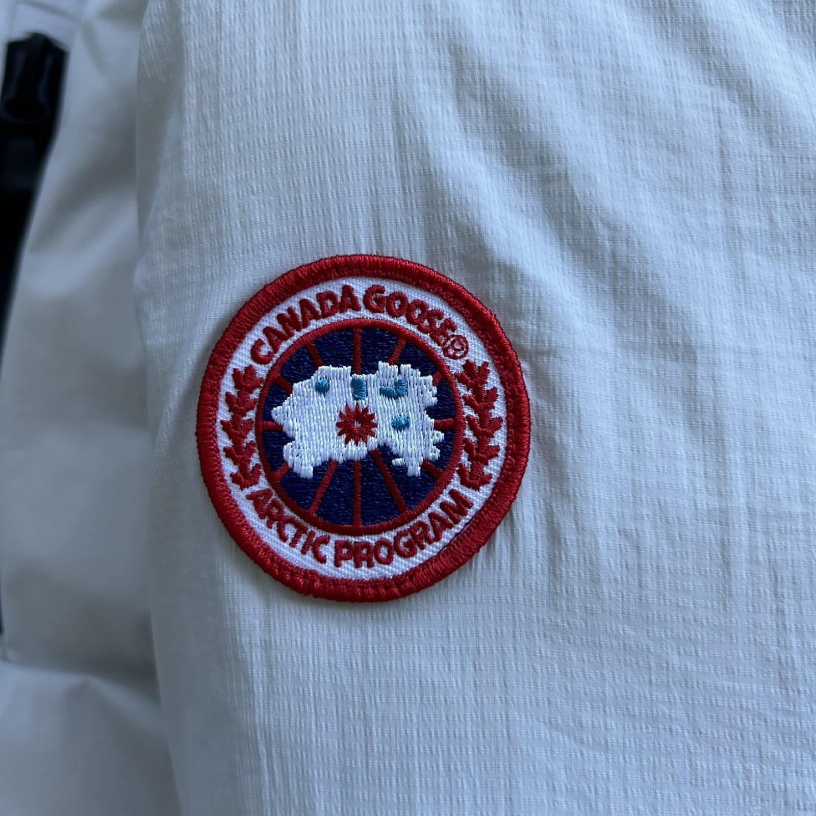 CN163 Mens Canada Goose COAT Mens Canada Gooses WoMens Canada Gooses Same Style Down Jacket