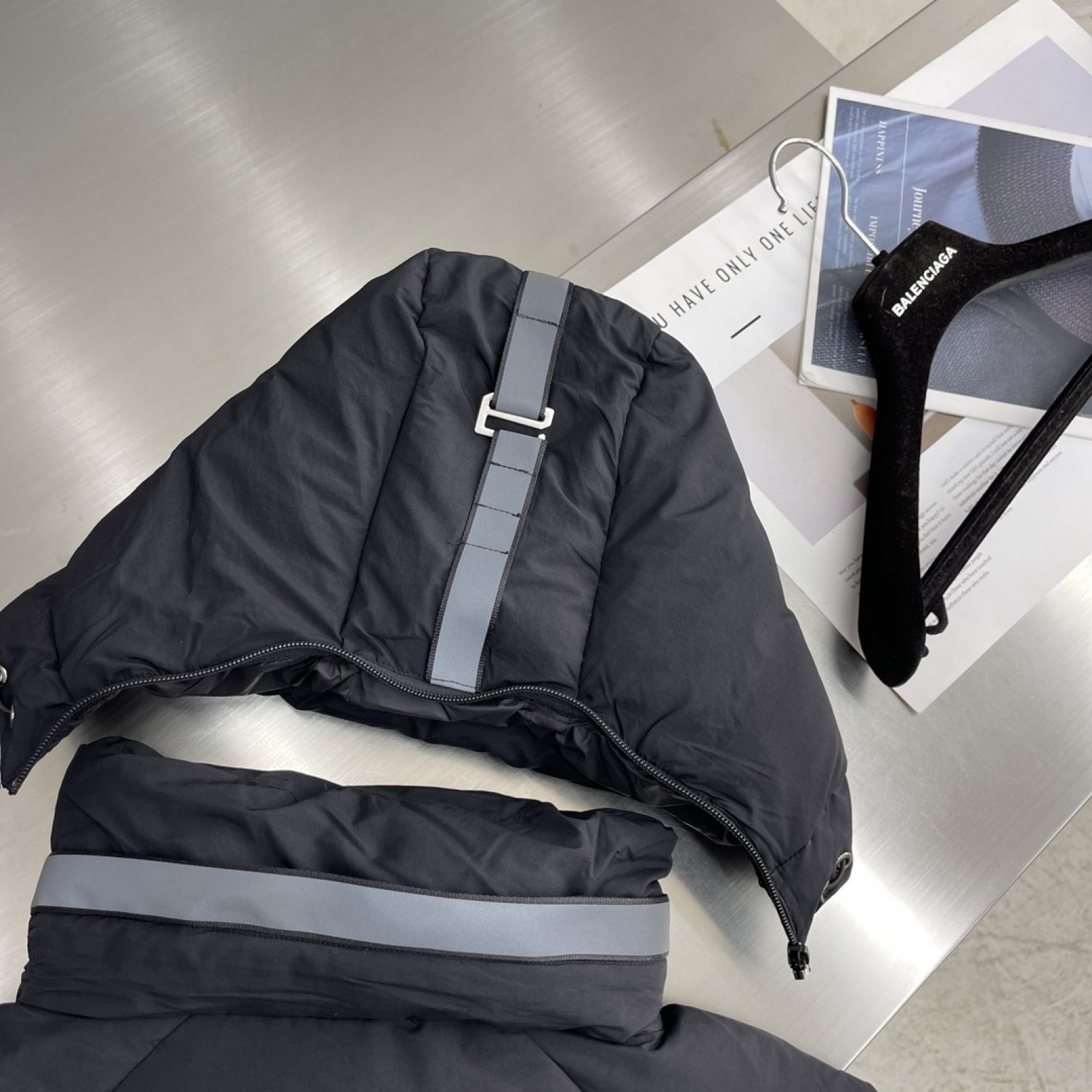 CN17 Mens Canada Goose Style Mens Canada Gooses Down Jacket CN165 Mens Canada Goose COAT