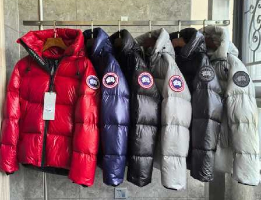 CN200 Men's Canada Goose COAT 17 Versions with Fur Collar