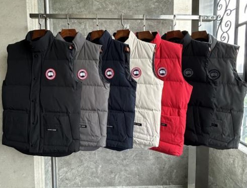 CN152 Men's Canada Goose Latest Style Down Jacket