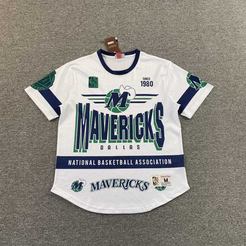 Mitchell & Ness T-shirt