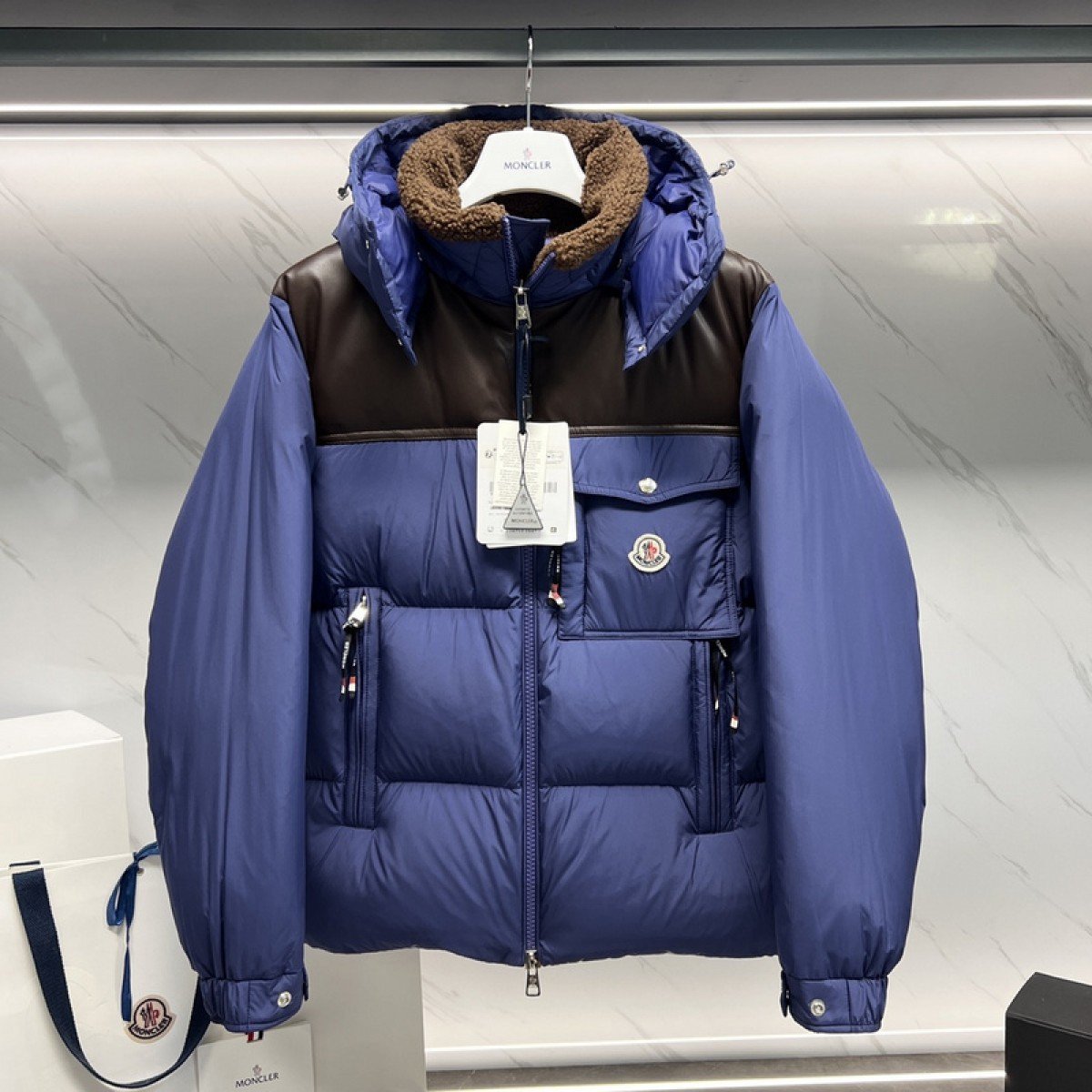 Men's Moncler Down Jacket  (6)