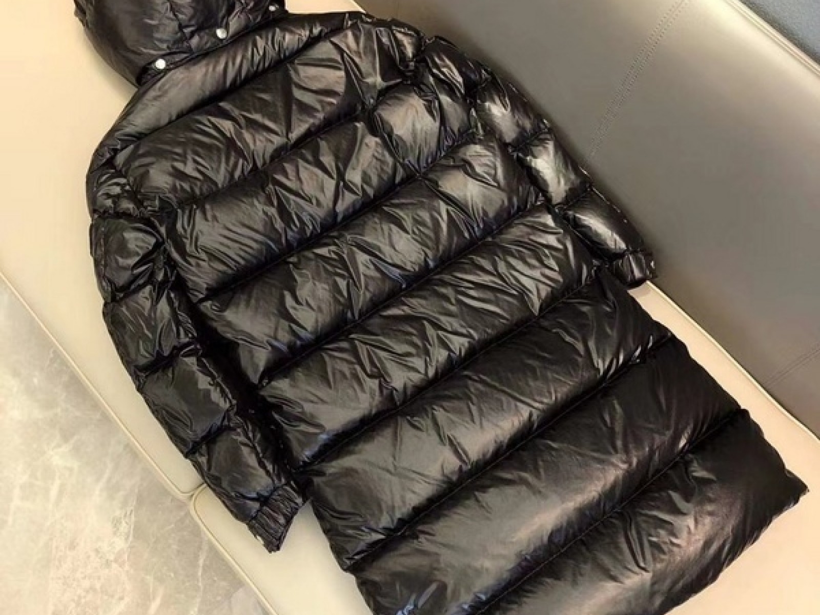 Mens Moncler Down Jacket  (9)