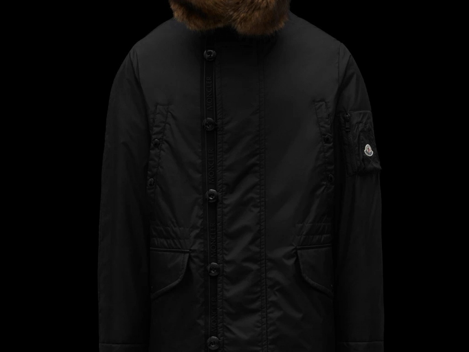 Moncler  Aja