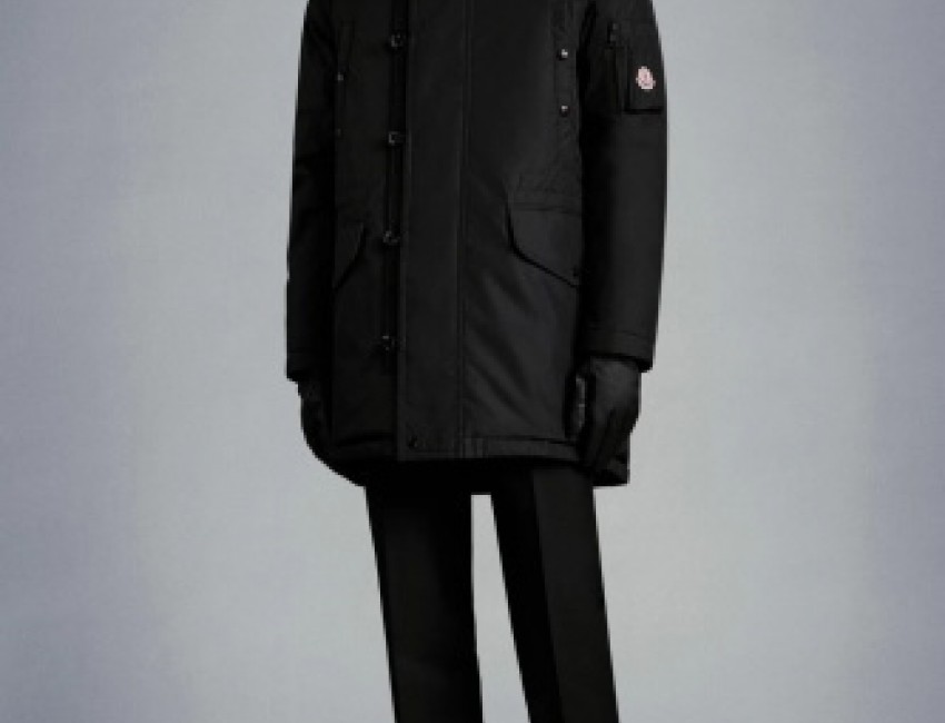 Moncler  Aja
