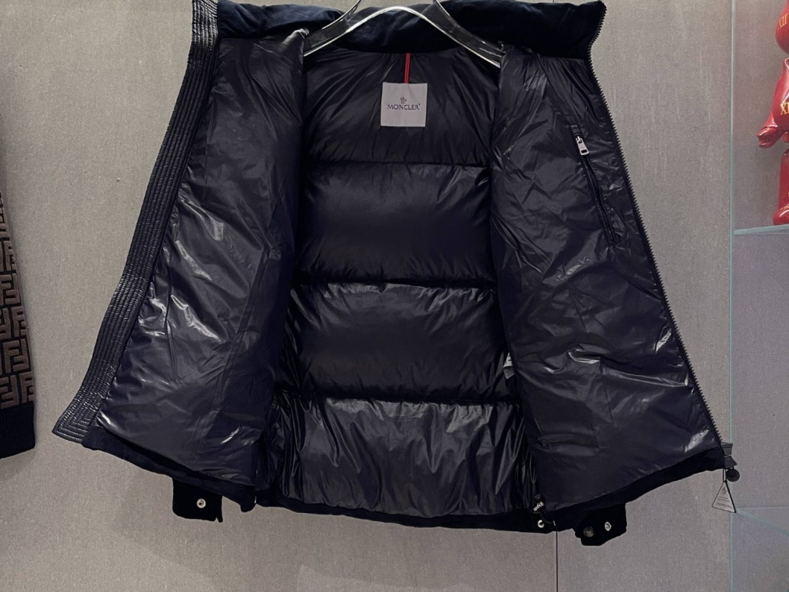 Moncler  VIGNEMALE