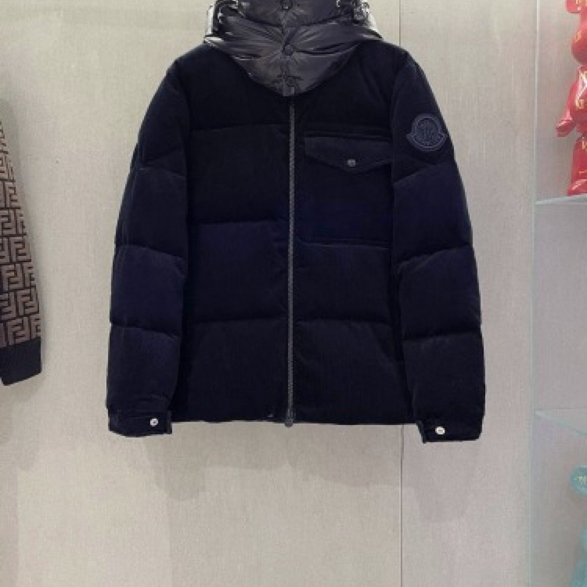 Moncler  VIGNEMALE