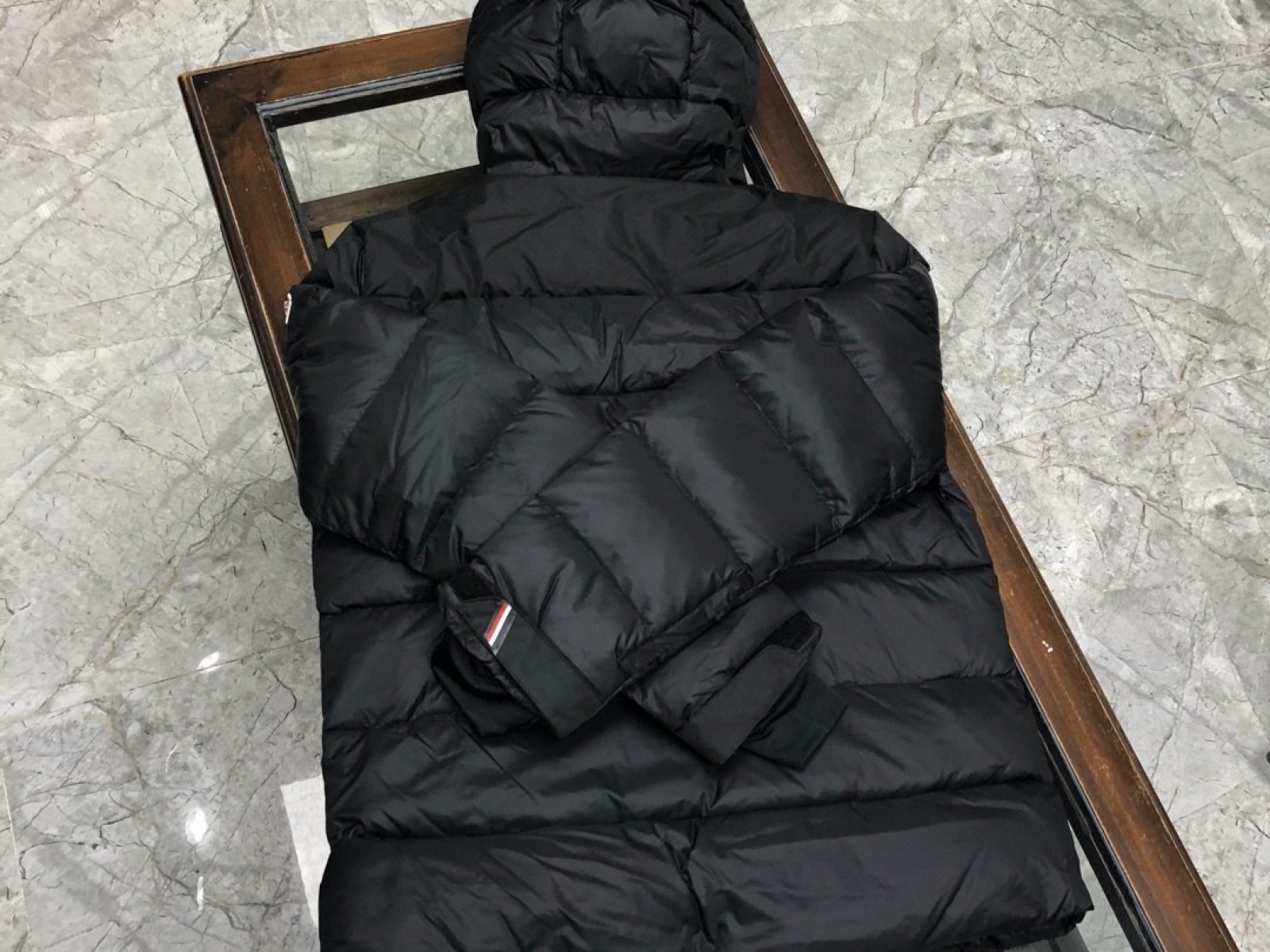 Moncler 106
