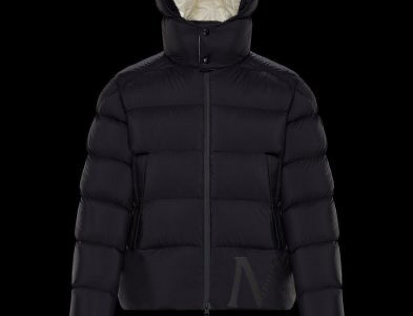 Moncler 5