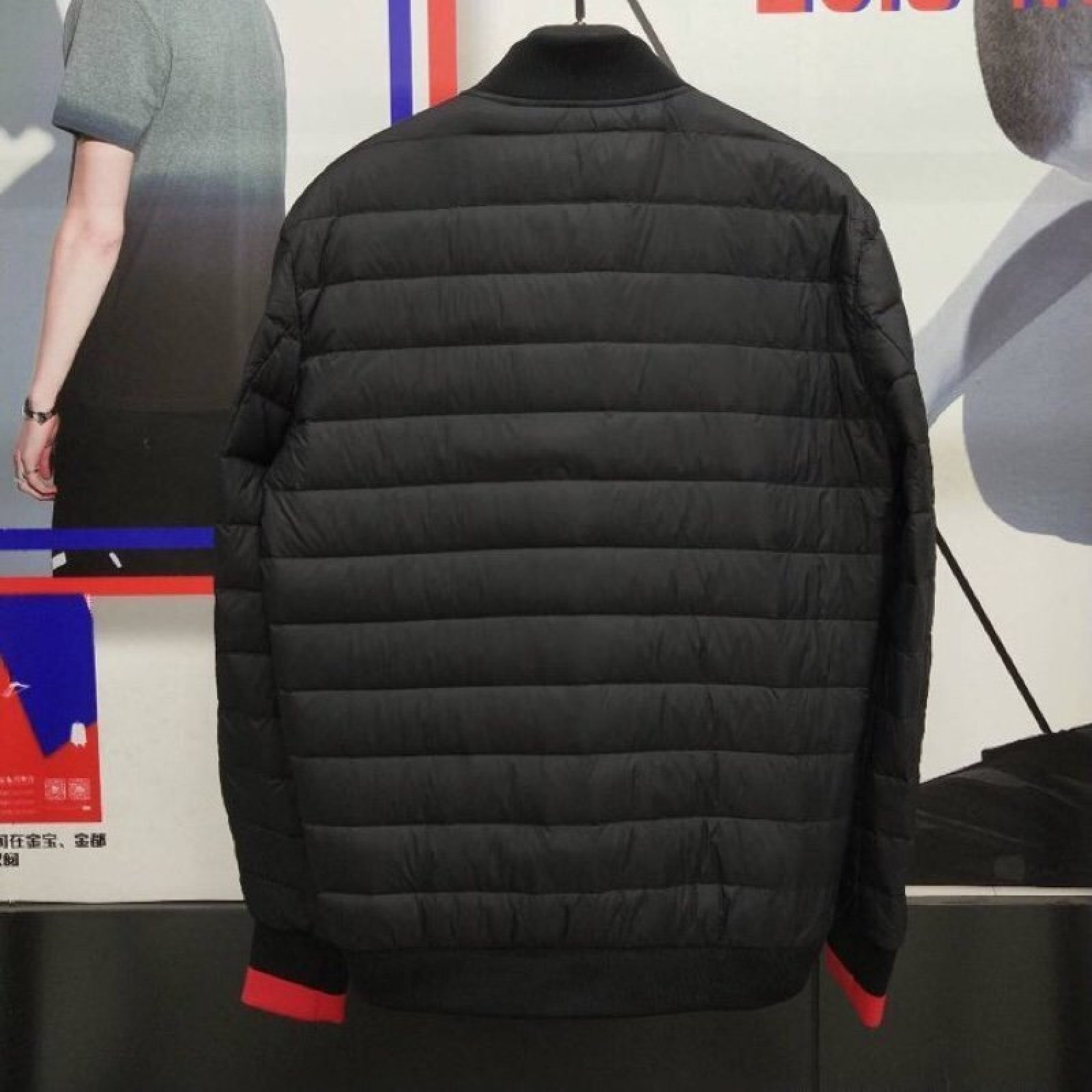 Moncler 75