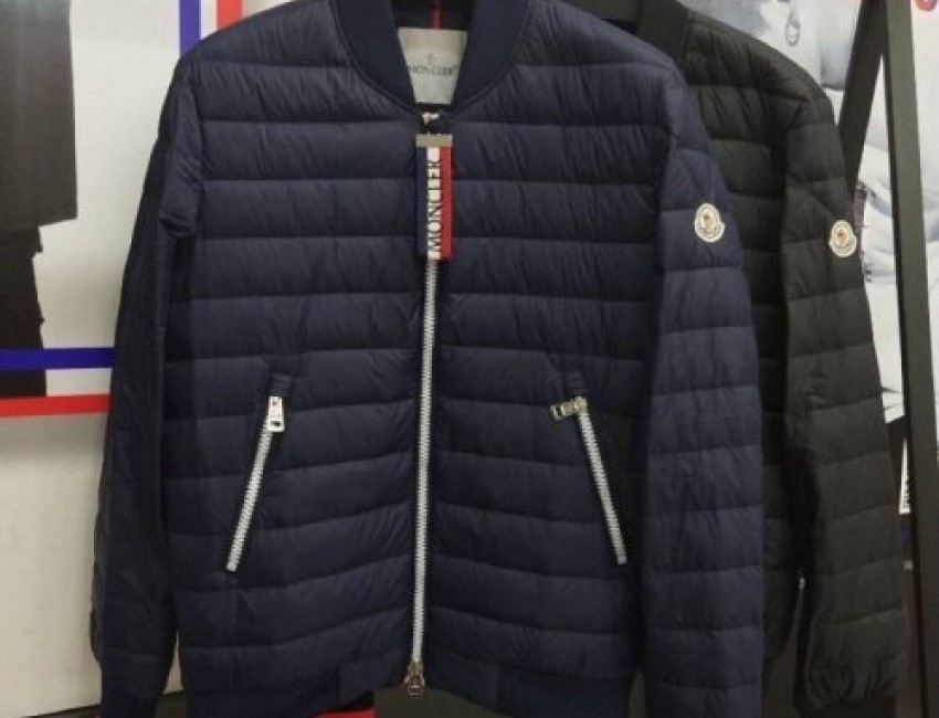 Moncler 75