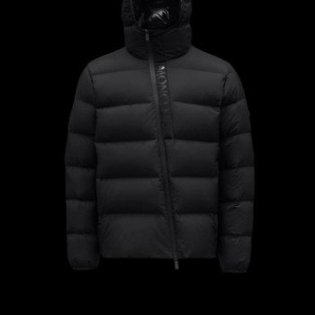 Moncler Giraud