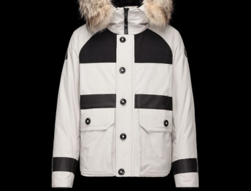 Moncler JACKETS (3)