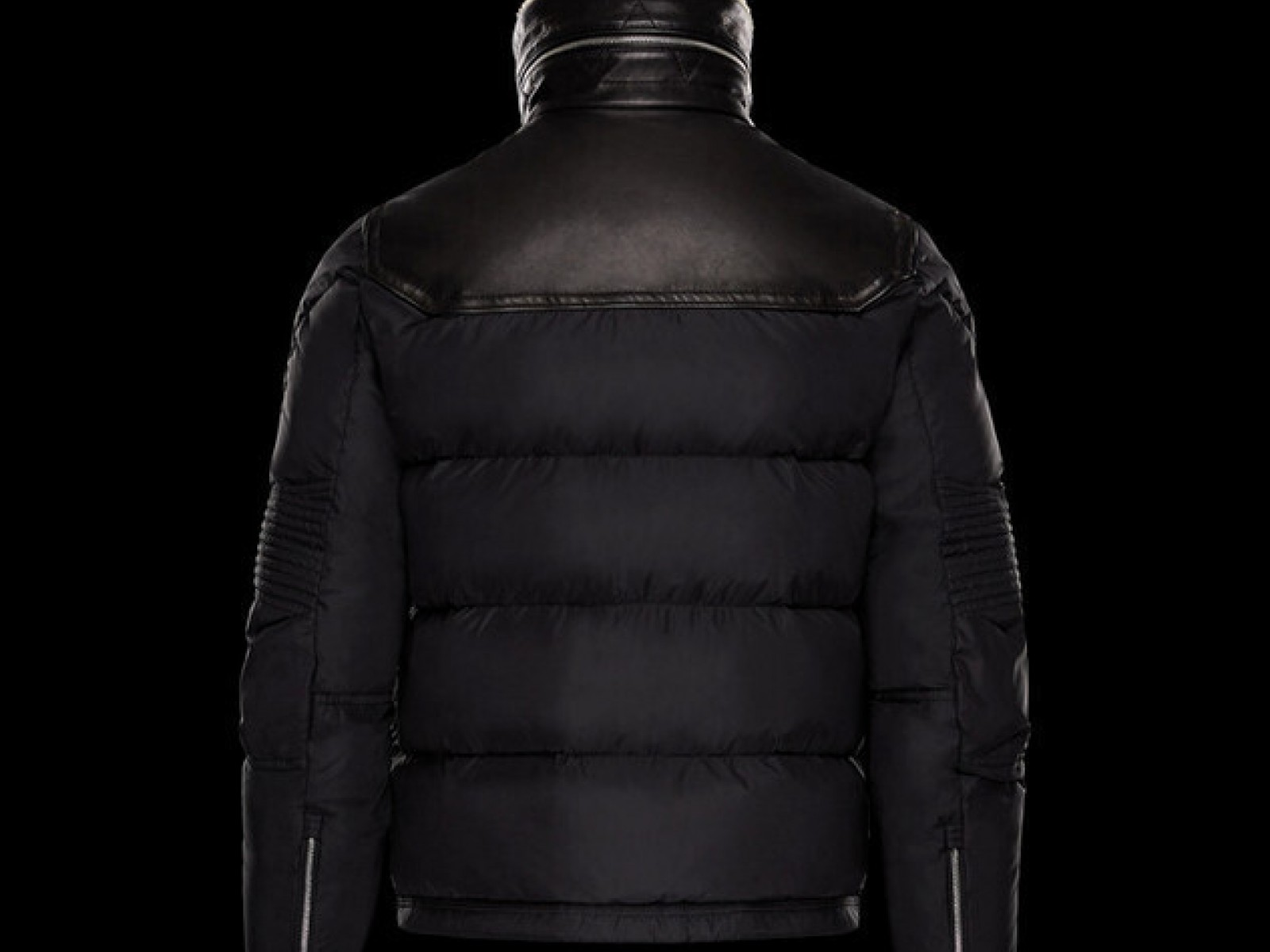 Moncler LEO