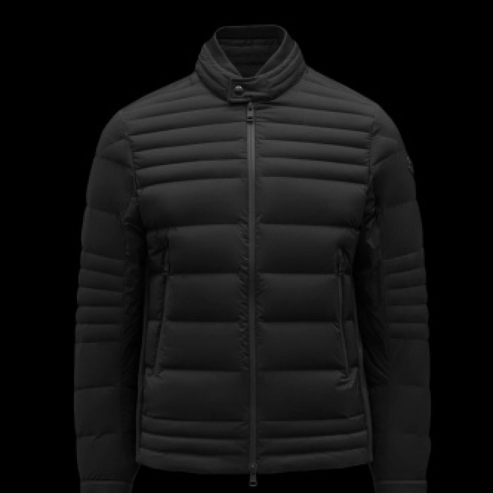 Moncler Pires