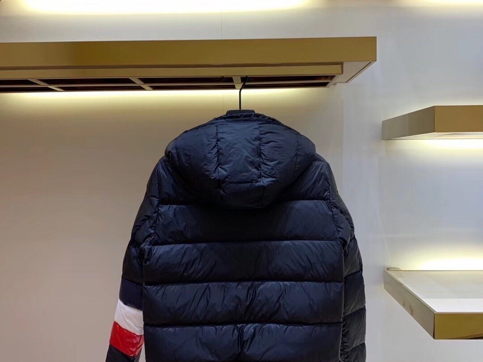 Moncler WILLM