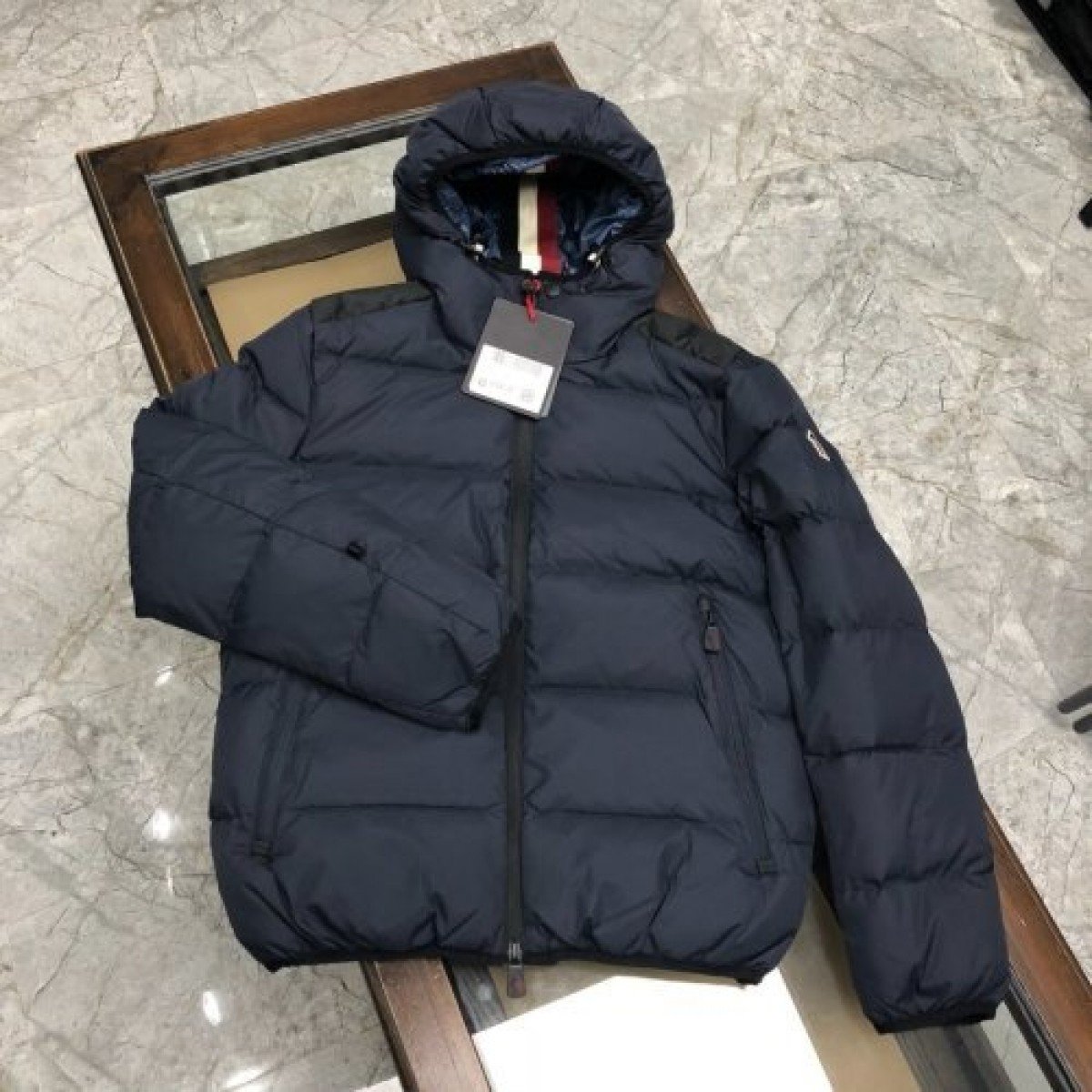 Moncler105