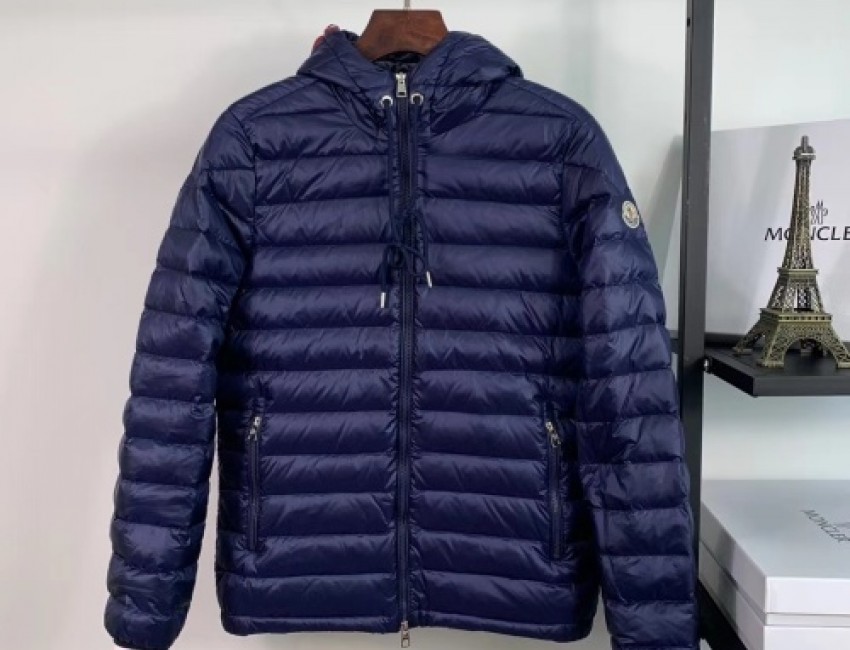Moncler52