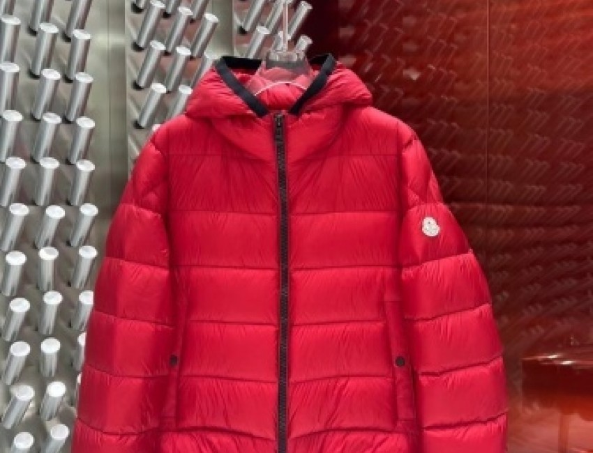 Moncler Myosotis Short Down Jacket