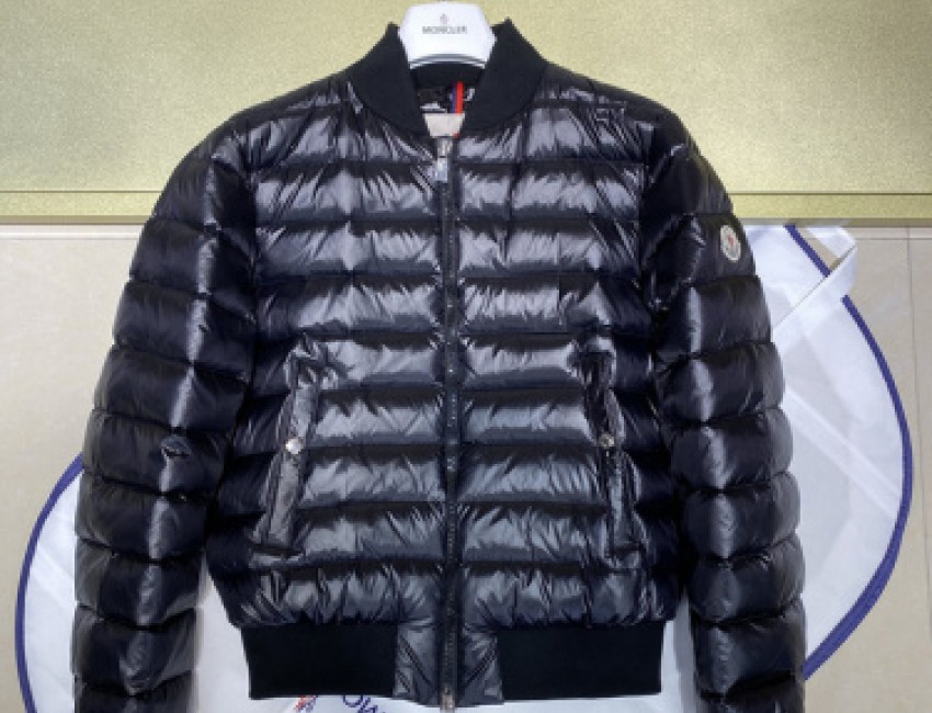 Moncler Sark