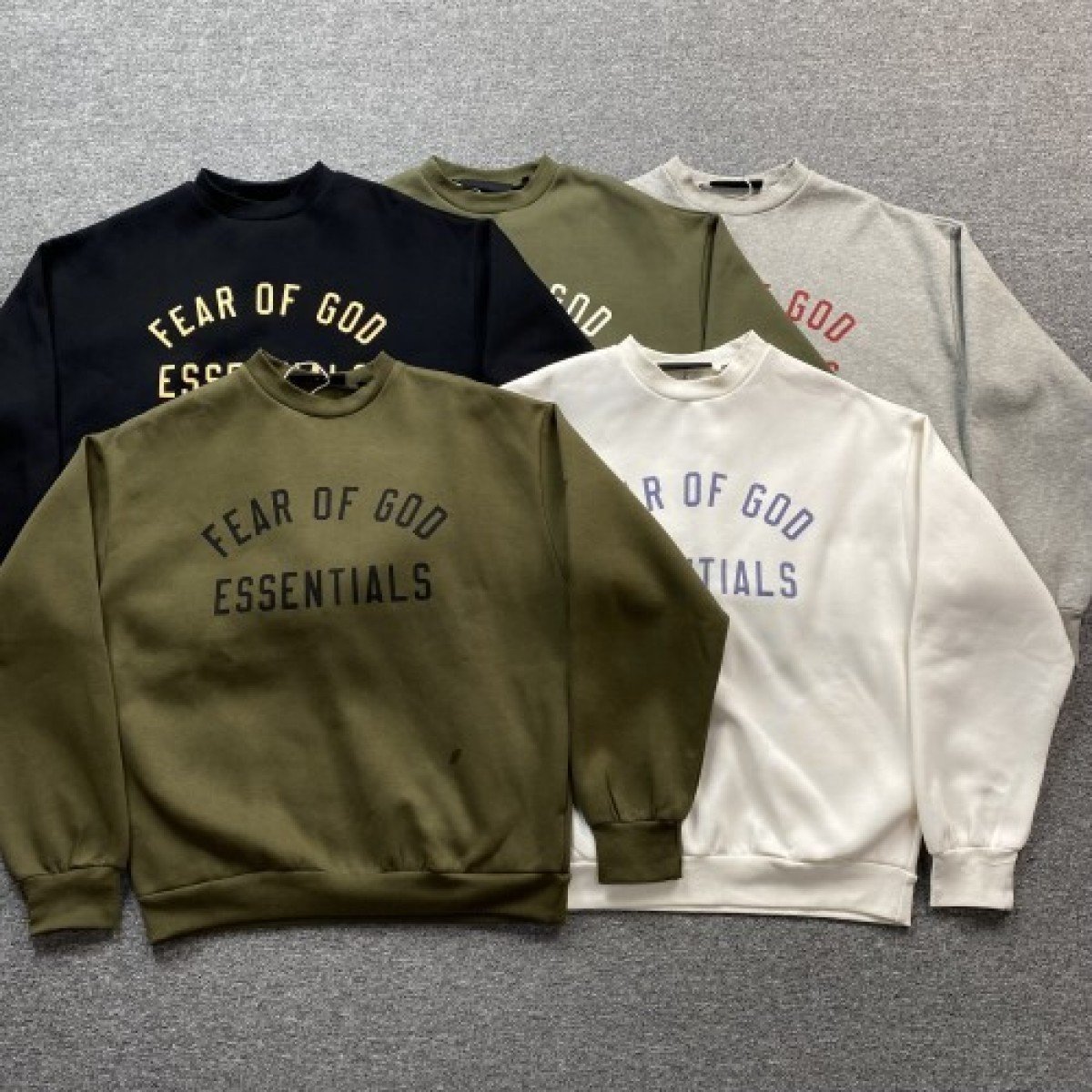 FOG Fear of God FOG ESSENTIALS Crewneck