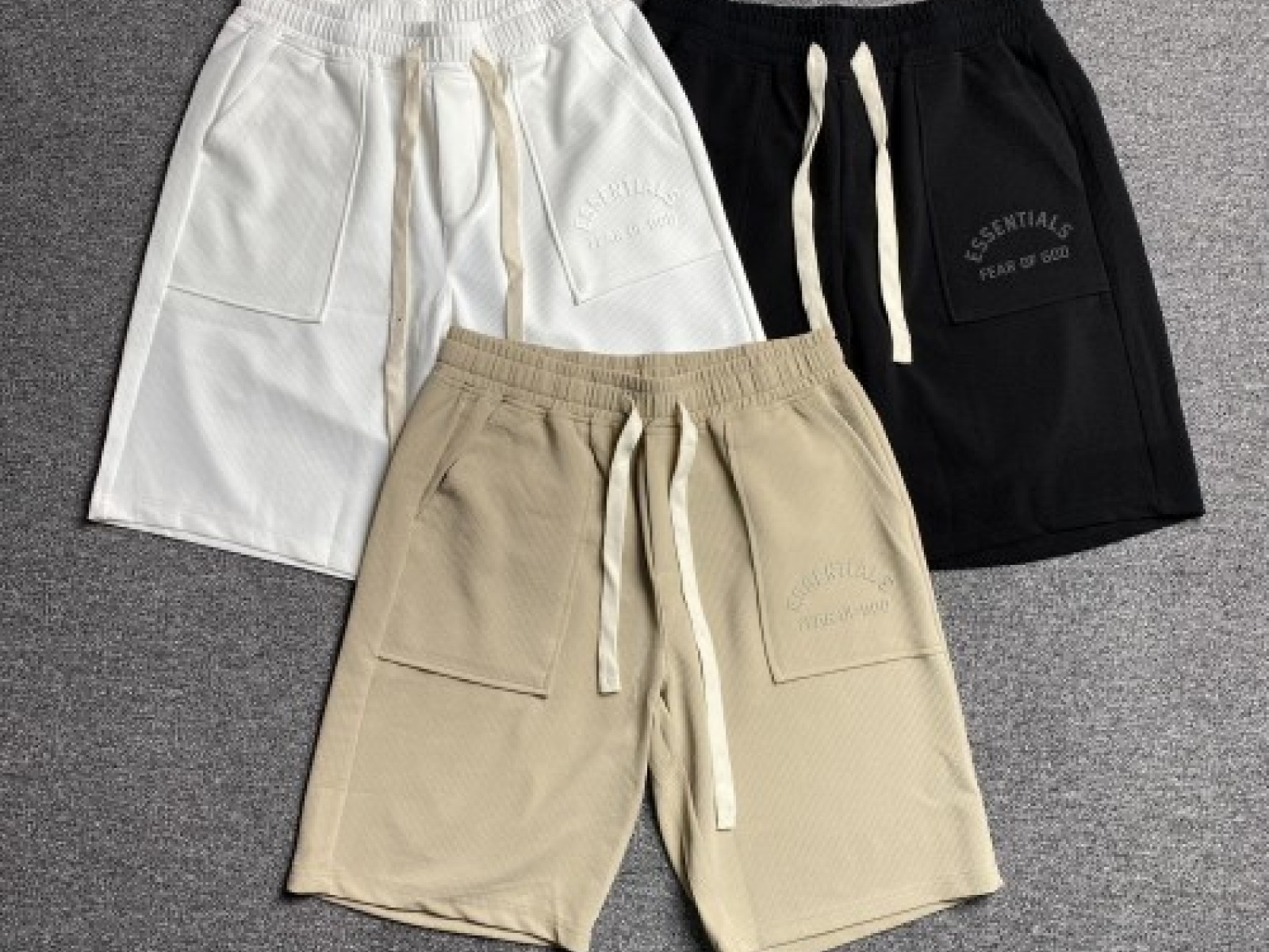 FOG Fear Of God ESSENTIAL Shorts