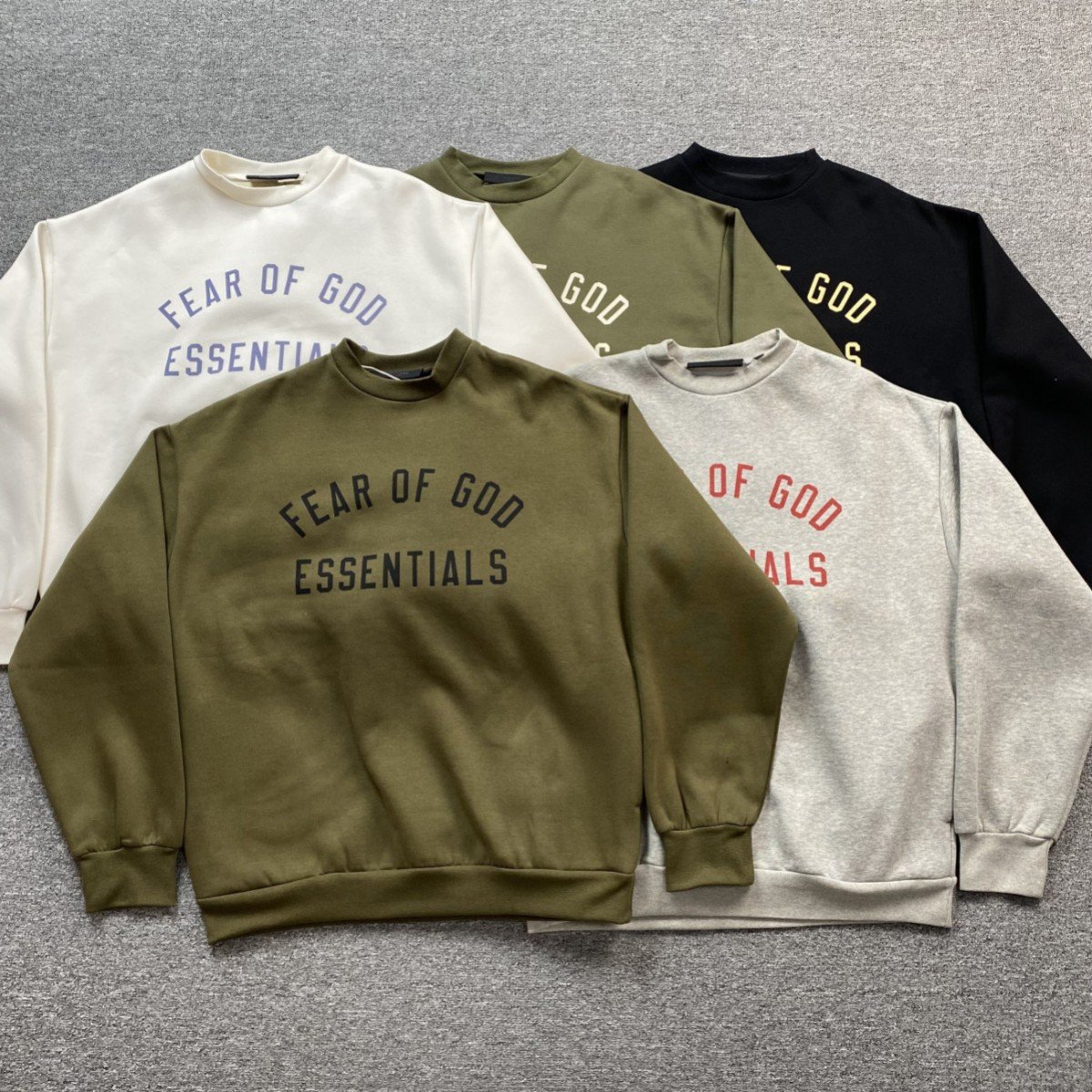 FOG Fear of God FOG ESSENTIALS Crewneck