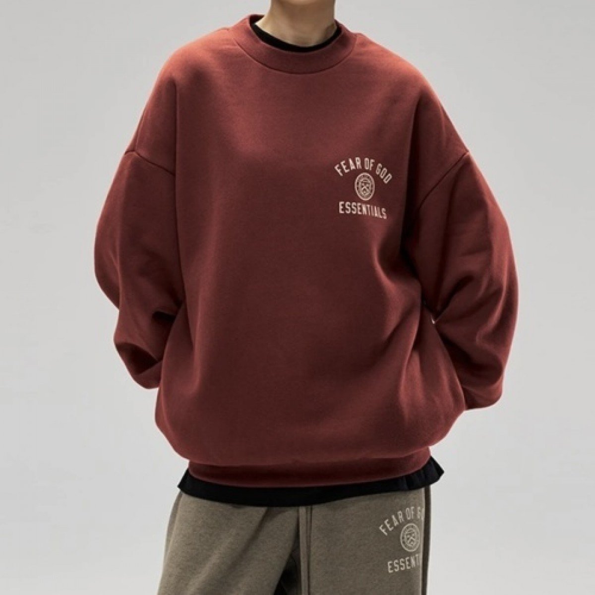 FOG Fear of God FOG ESSENTIALS Crewneck