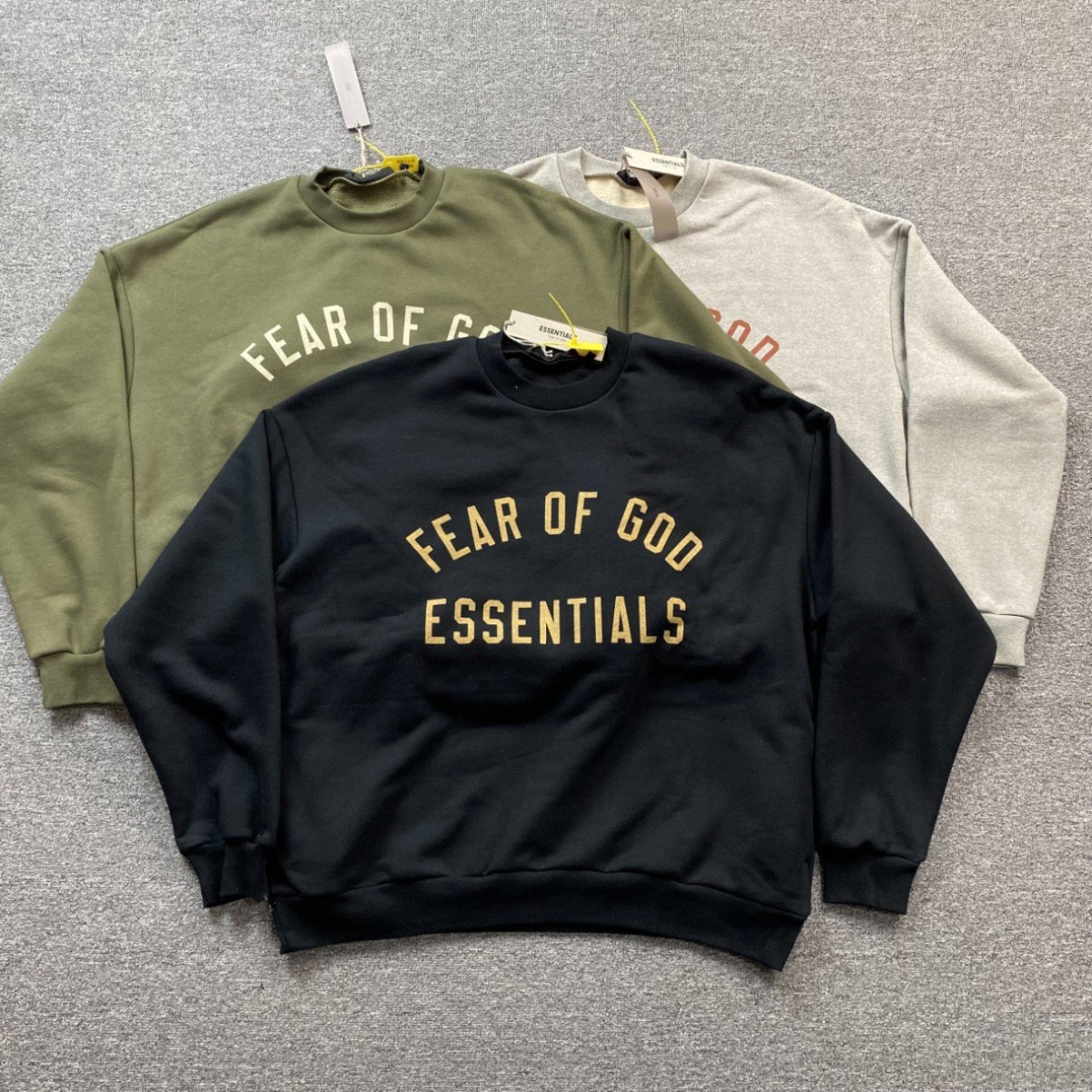 FOG Fear of God FOG ESSENTIALS Crewneck