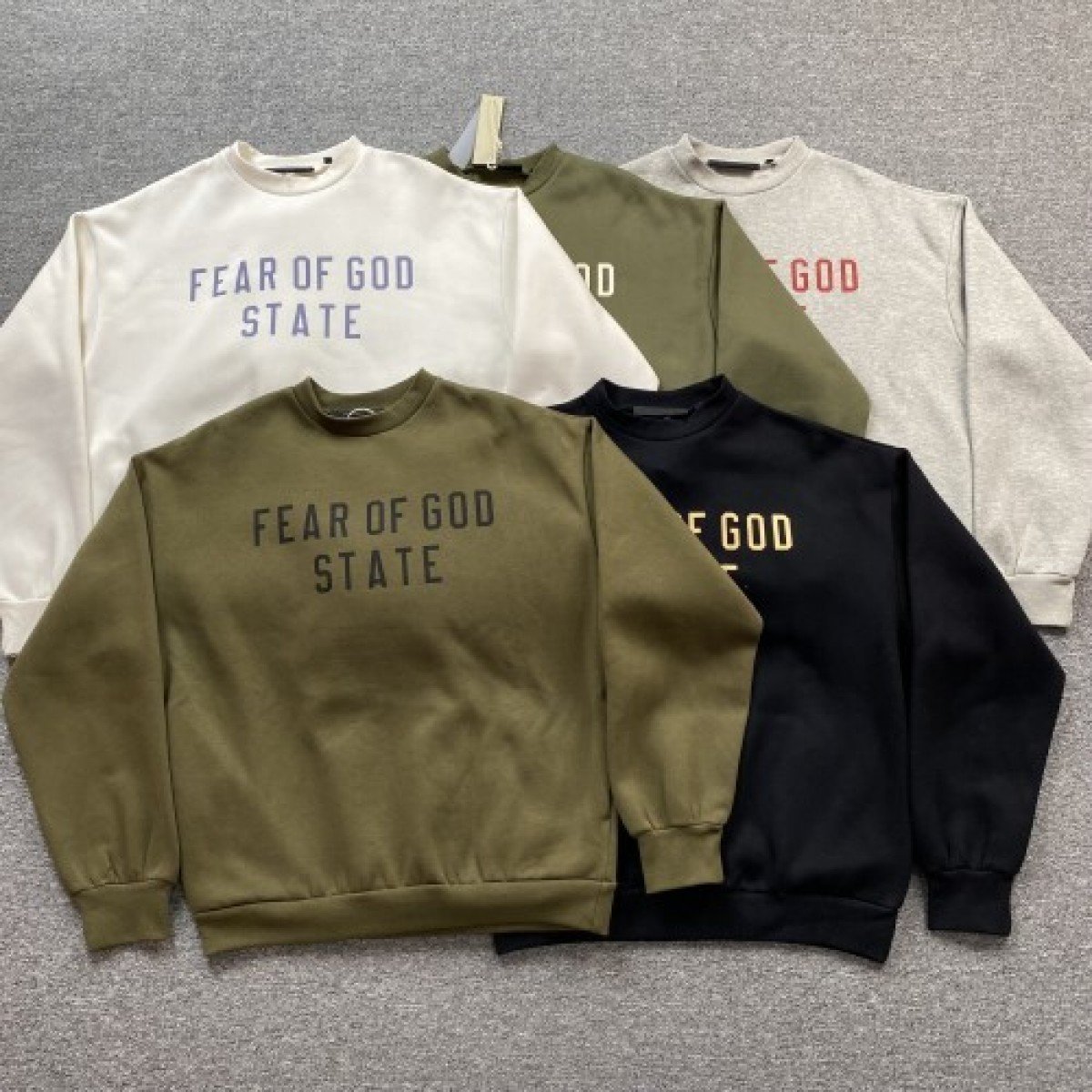 FOG Fear of God FOG ESSENTIALS Crewneck