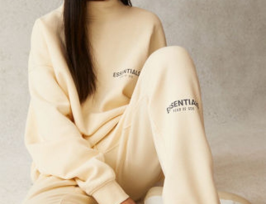 FEAR OF GOD ESSENTIALS