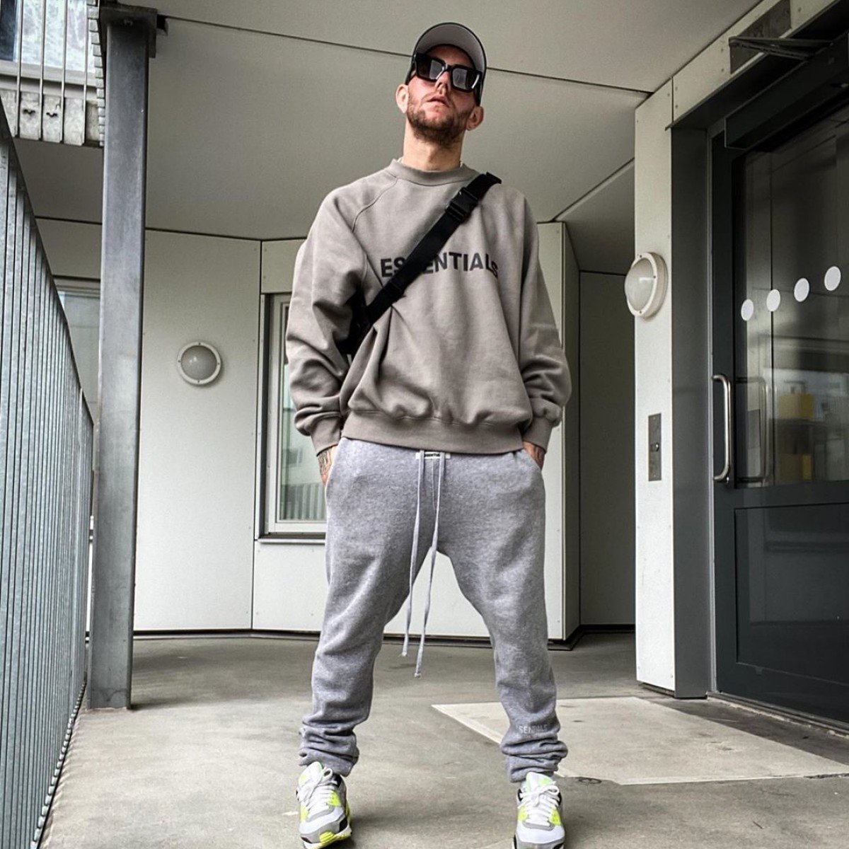 FEAR OF GOD ESSENTIALS FOG