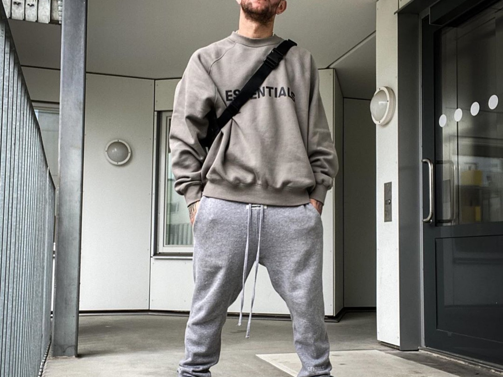 FEAR OF GOD ESSENTIALS FOG