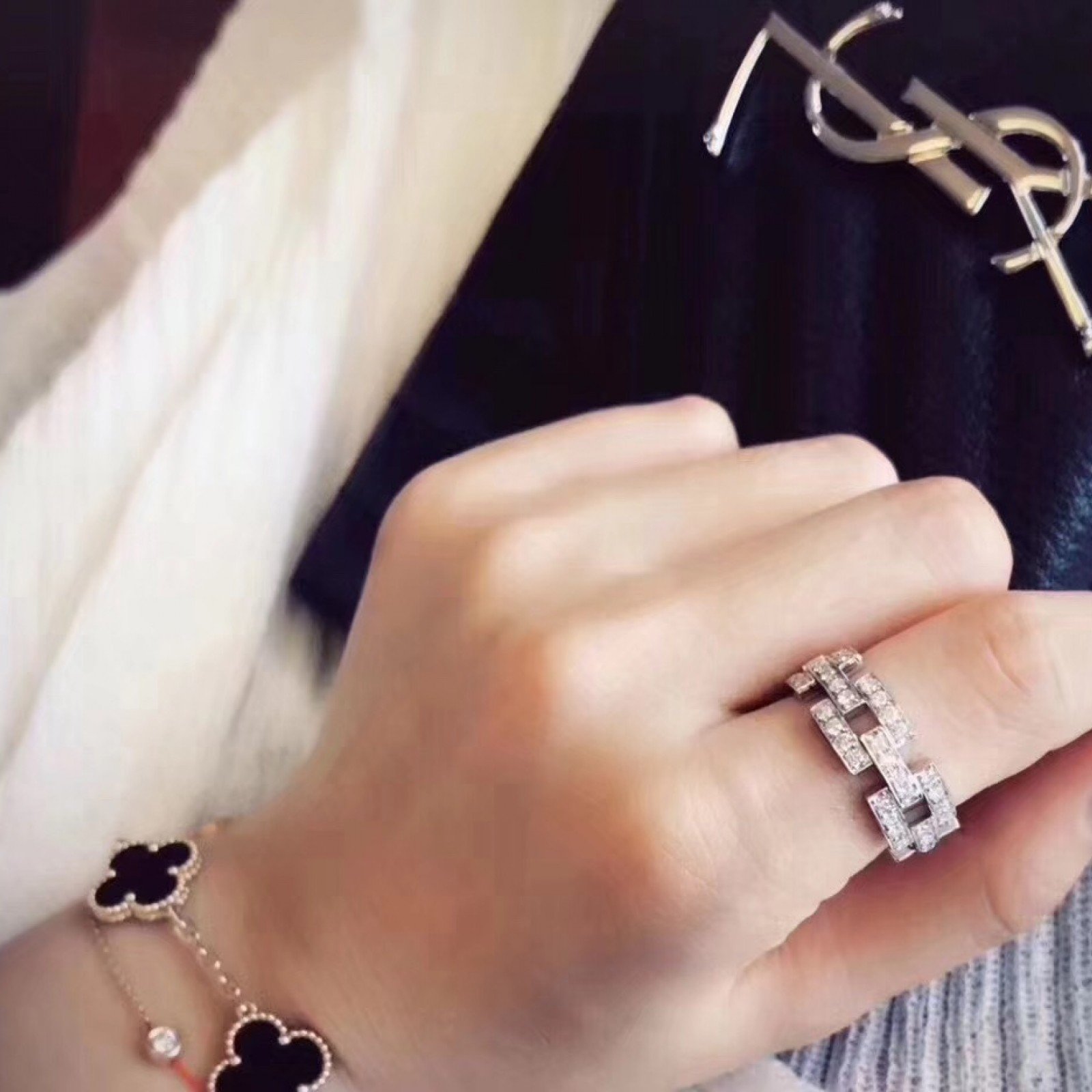 Cartier Ring 71129B
