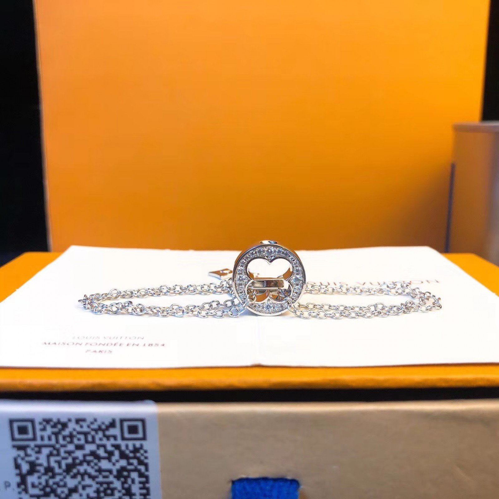 LV Bracelet 111117C