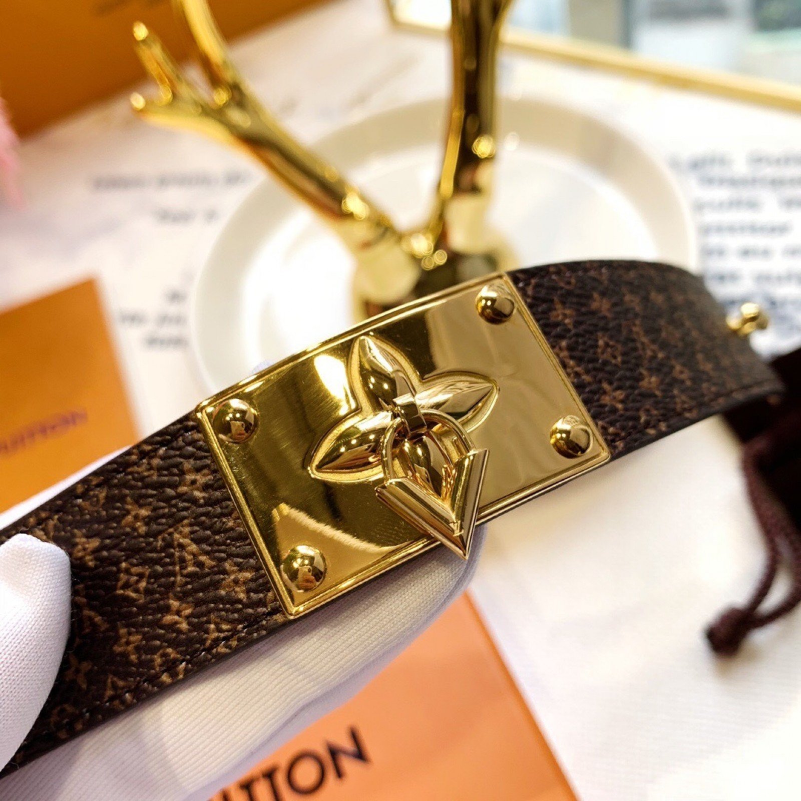 LV Bracelet 120306C