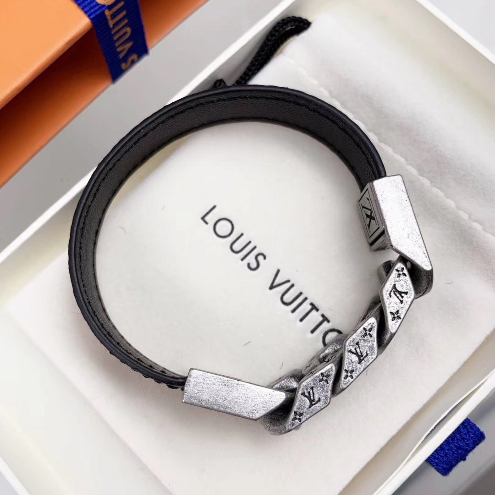 LV Bracelet 120416J