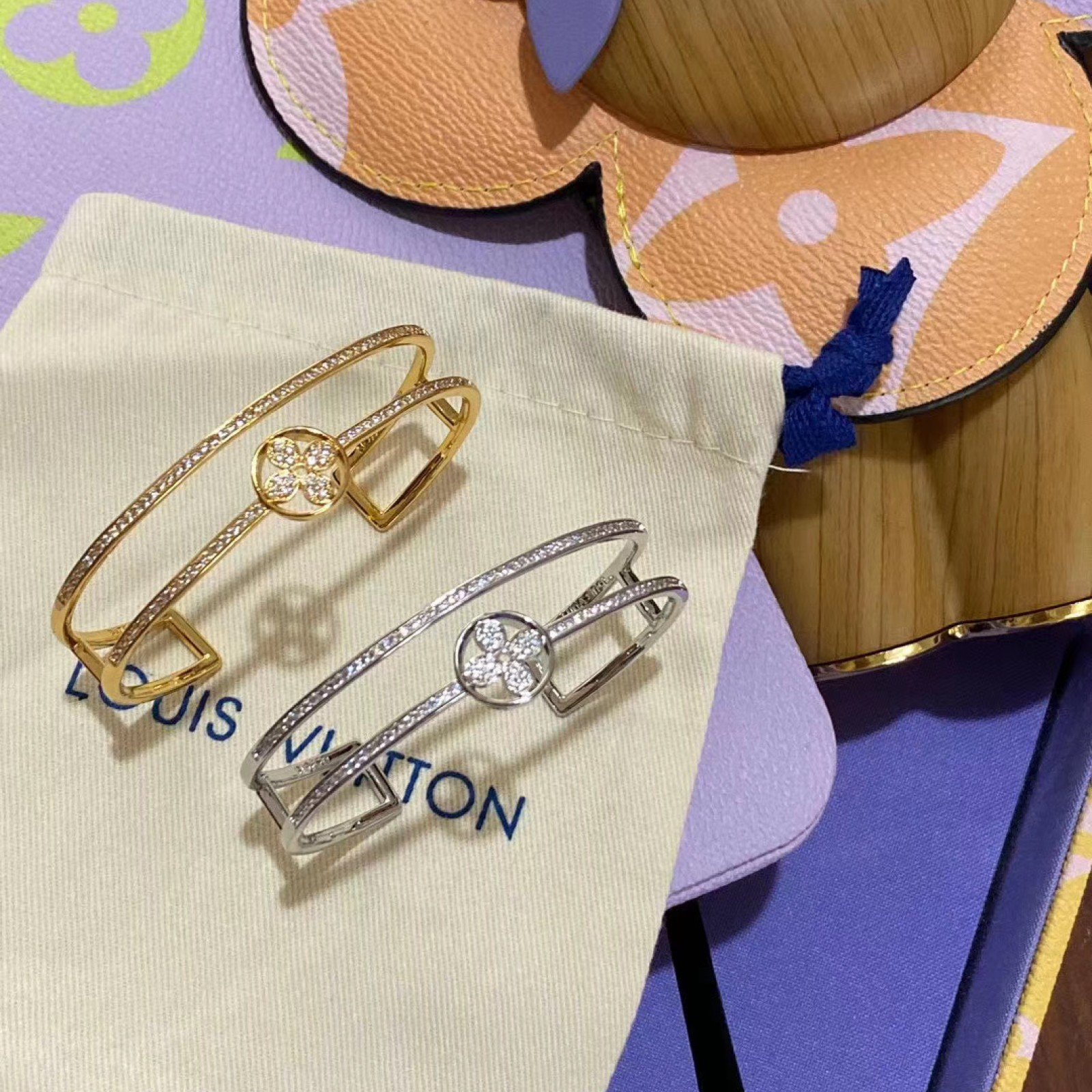 LV Bracelet 120416Z