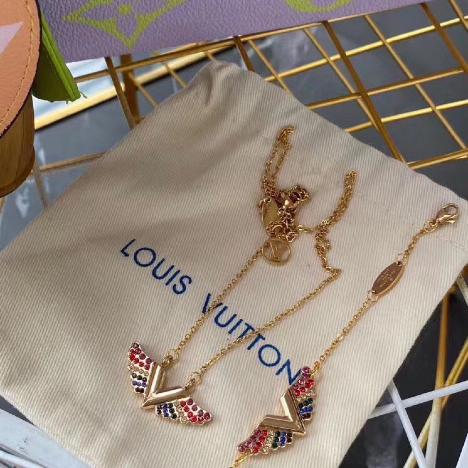 LV Bracelet 120526B