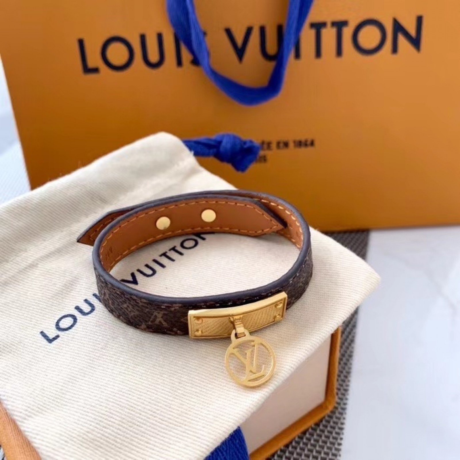 LV Bracelet 120805D