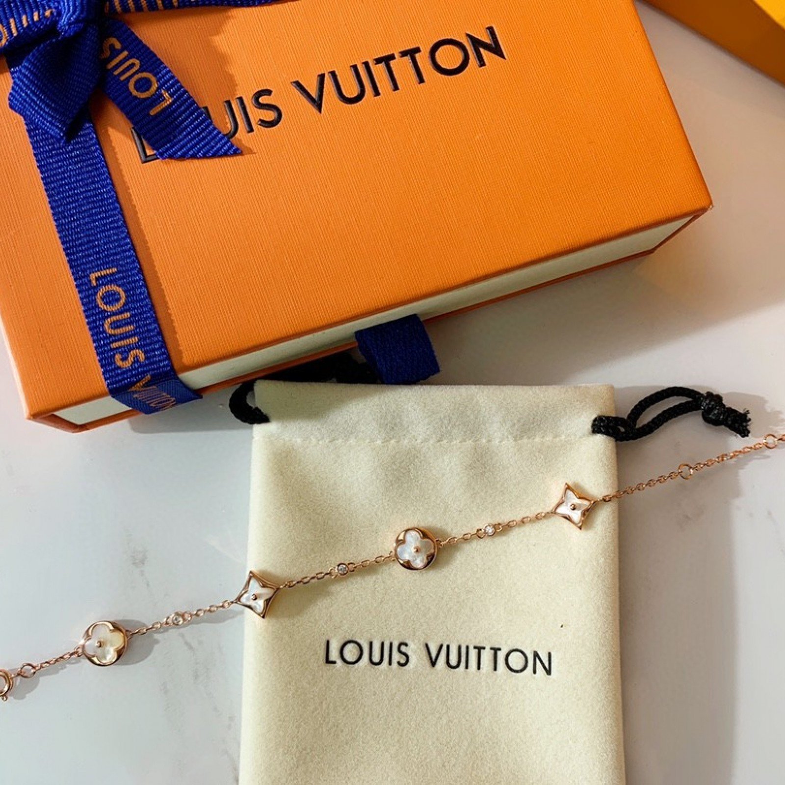 LV Bracelet 120916A