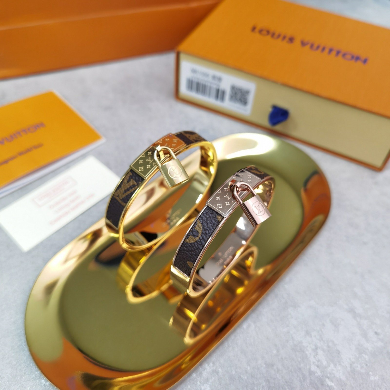 LV Bracelet 130807B