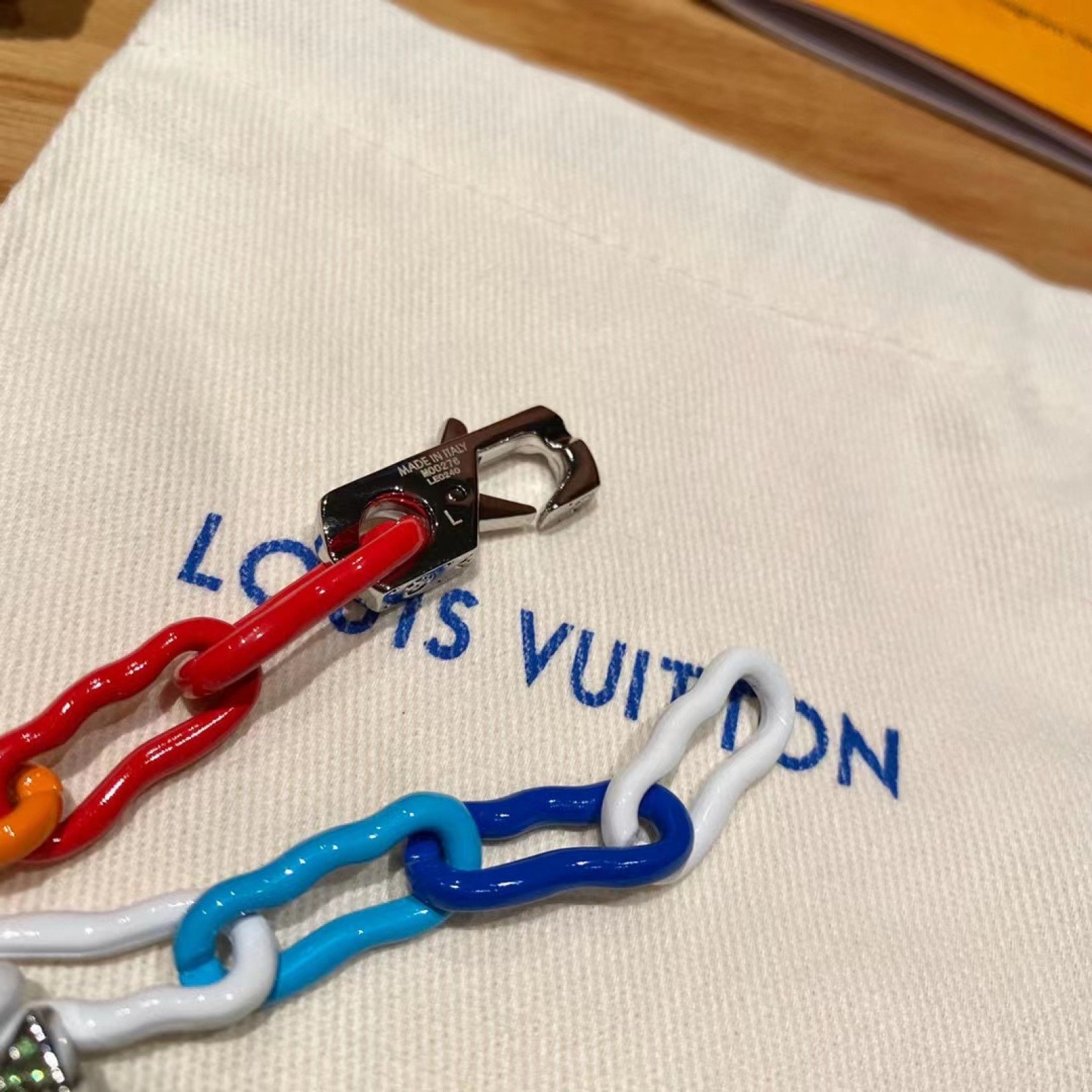 LV Bracelet 131204A