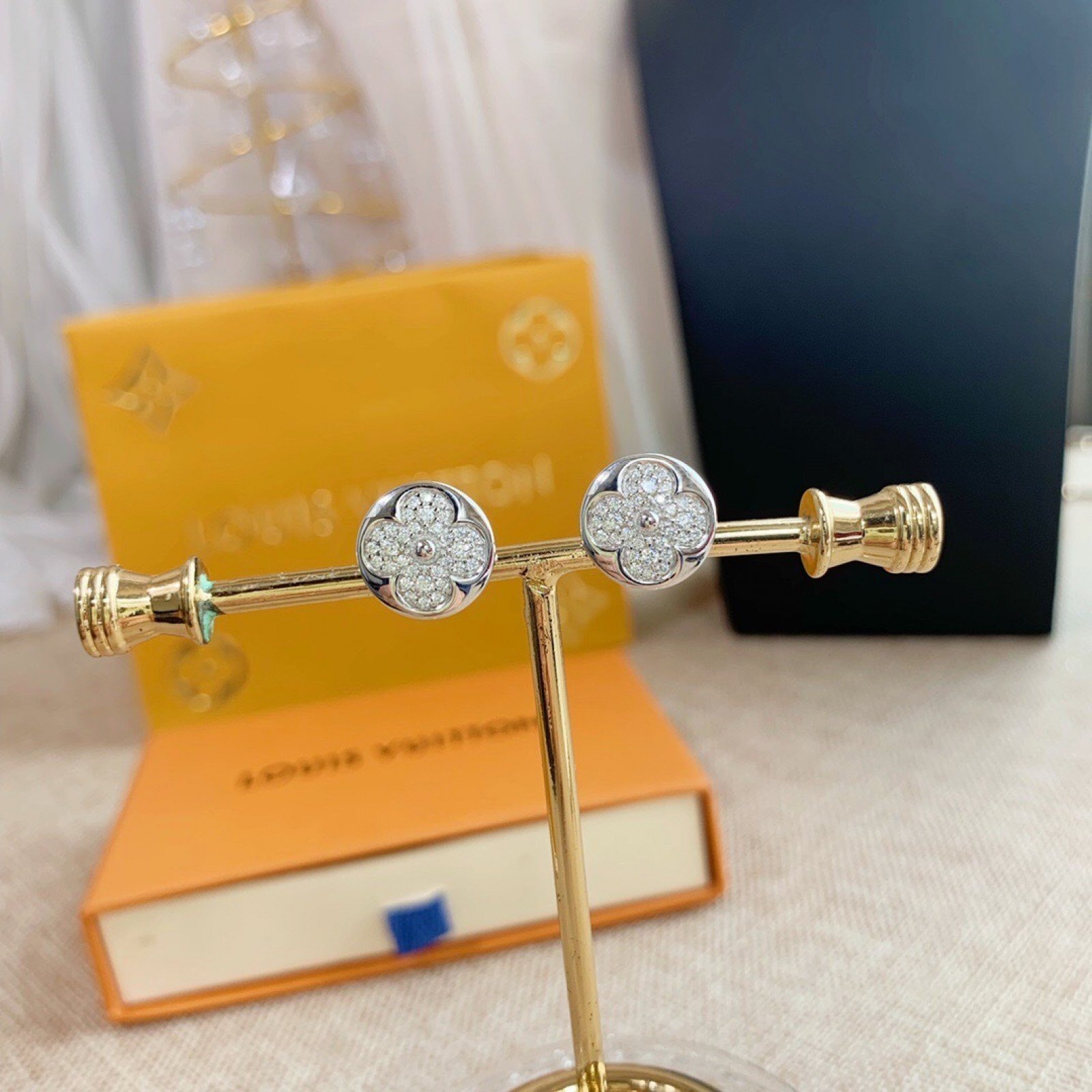 LV Earrings 111210G